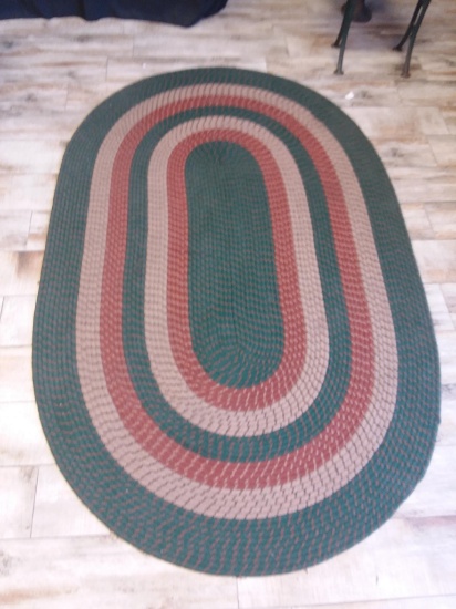 Large Red/Green Braided Oval Area Rug 63"x99"