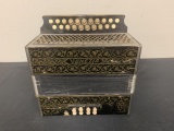 Vintage VENEZIA Steel Reed button box accordion