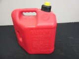 Blitz 2.5 Gallon Gasoline Can