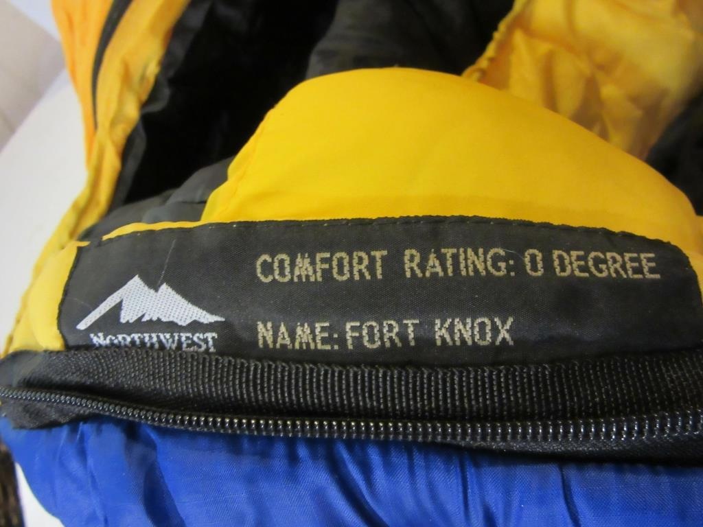 Northwest Territory Fort Knox Sleeping Bag | Online Auctions | Proxibid