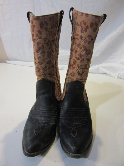 Women's Animal Print Cowboy Boots Used Condition