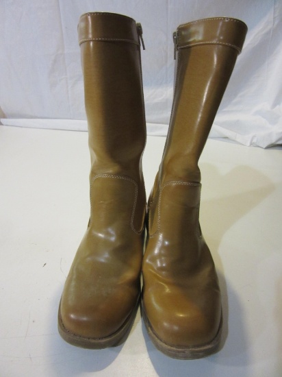 Women's Size 5 Xhilaration Boots Used