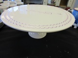 InCourage Ceramic Cake Stand