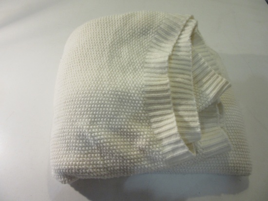 Cream Colored Threshold Blanket