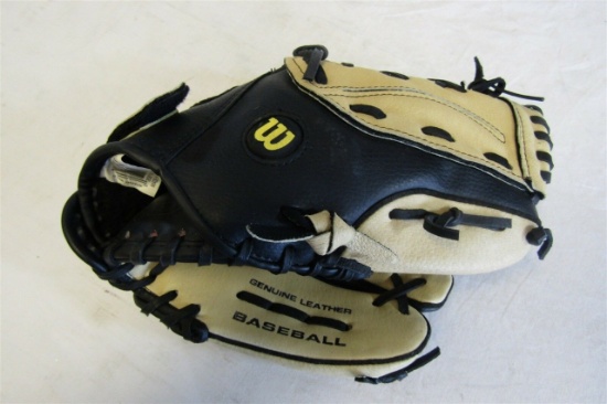 Wilson Youth Baseball Glove Mitt A2451 Custom Fit