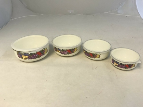 4 Nesting Fruit storage containers with Lids