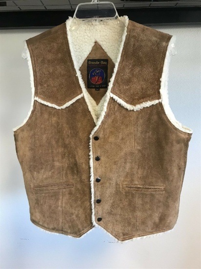Vintage Grande Bay Suede & Acrylic Sherpa Vest L