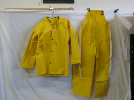 Waterproof Slicker by Marathon Rain Suit NEW Small