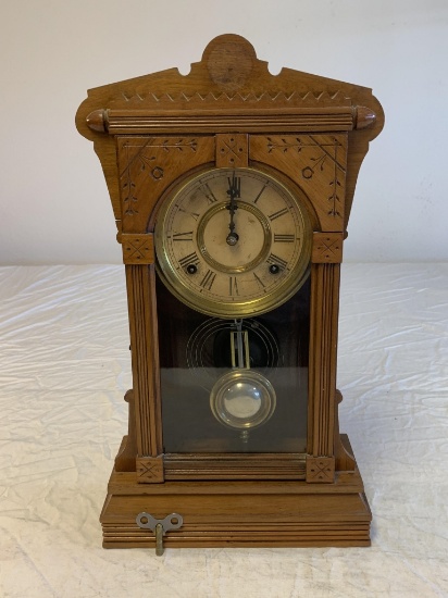 Vintage WM L Gilbert Shelf Mantle Clock