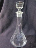 Grape Motif Glass Decanter Bottle With Stopper