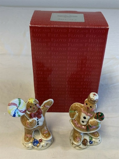 Fitz and Floyd Candy Lane Ginger Bread Shakers