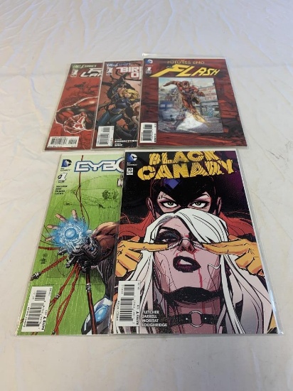 Lot of 5 DC Comics Books with 4 issues #1