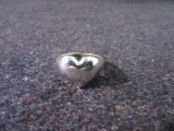 Size 6 925 Silver Heart Shaped Ring