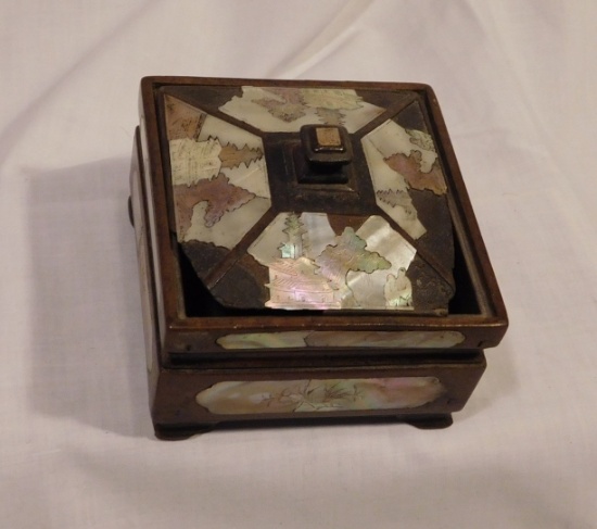 Wood and mother of pearl inlay trinket box