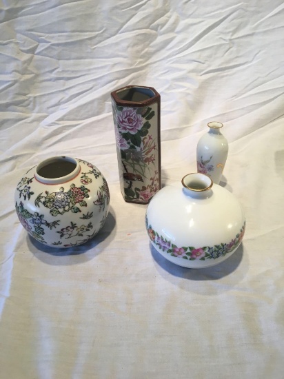 Lot of four miniature vases