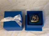 New York Yankees World Champs 1996 Replica Ring Size 10 1/2 NEW with Gift box