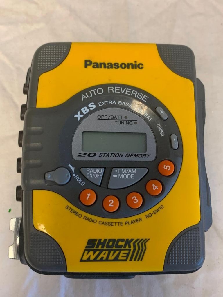 Panasonic RQ-SW10 Cassette Player Shockwave Walkman AM/FM Shock 