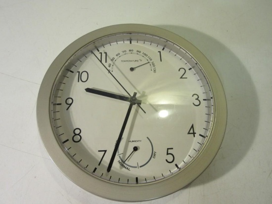 9" Tan Trimmed Clock w/ Temperature and Humidity Gauge