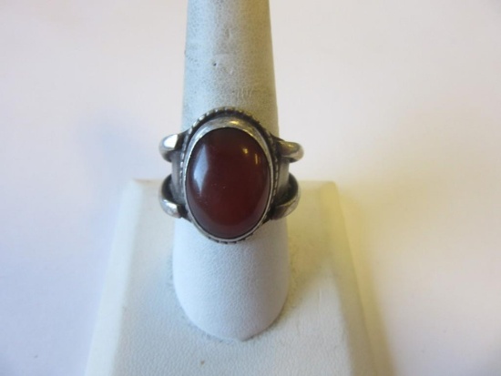 .925 Silver 12g Size 10 Red Stone Ring