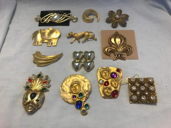 Lot of 12 Gold-Tone Fashion Brooches