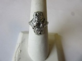 18K Gold 4g Size 7 Intricate Ring