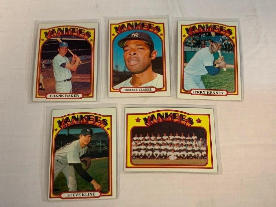 1972 Topps Baseball Lot of 5 YANKEES Cards