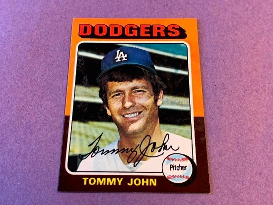 TOMMY JOHN Dodgers 1975 Topps Baseball Card