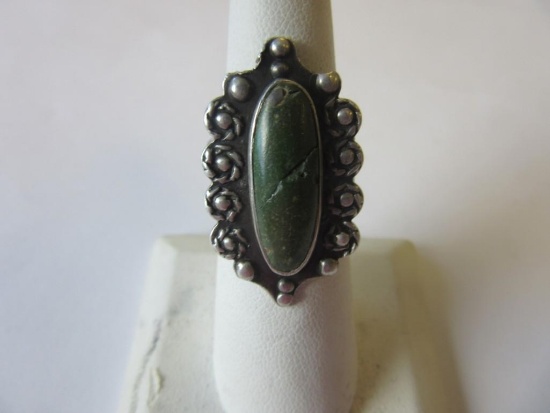 .925 Silver 8.4g Size 6.5 Green Stone Ring