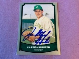 CATFISH HUNTER A's AUTOGRAPH Baseball Card