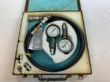 Vintage US military Pressure Gauge Kit with case