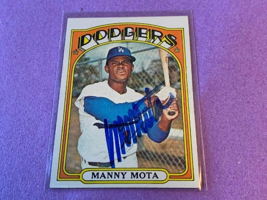 MANNY MOTA Dodgers AUTOGRAPH Baseball Card