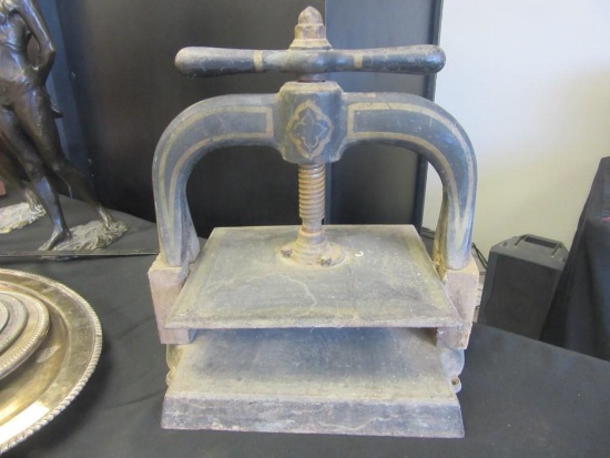 Vintage Metal Press 13"x10.75"x17.5"