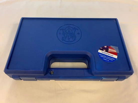Smith & Wesson 1911 Series Gun Case with extra