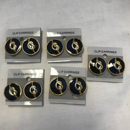 Lot of 5 Identical Gold-Tone and Black Clip-on Earring Sets