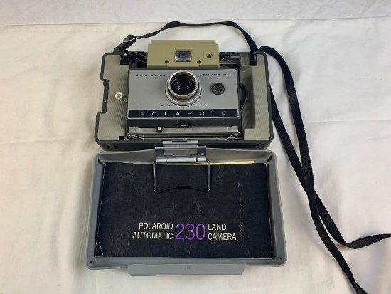 Polaroid 230 Auto Land Camera Instant Film Camera
