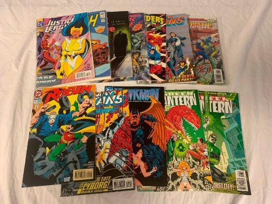 Lot of 12 DC Comics Invaders, New Titans, Robin