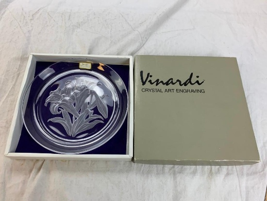 Vinardi Lead Crystal Art Engraved Signed Yamamoto Plate