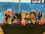 Lot of 29 Dolls Plastic and porcelain some vintage