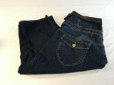 NEESO Women's Premium Capri Style Jeans - Size 20