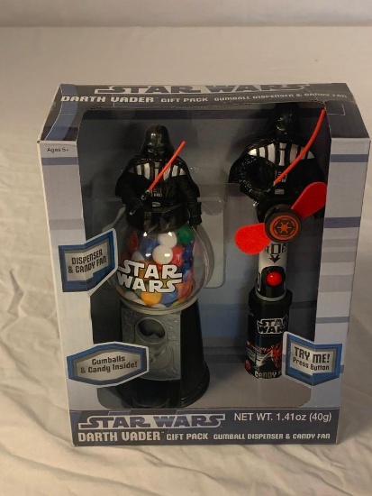 STAR WARS Darth Vader Gumball Dispenser, Candy Fan