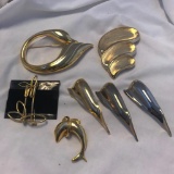 Lot of 7 Misc. Gold-Toned and Silver-Toned Brooches
