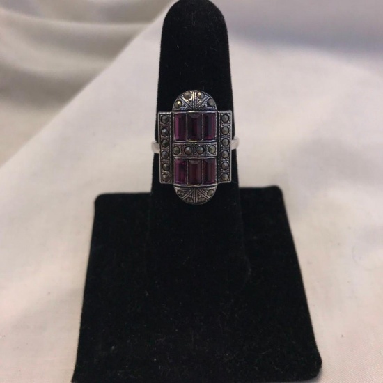 "Clark and Coombs" Sterling Silver Ring with Purple Gem Details (Size 7)