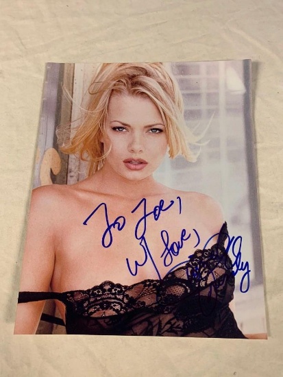 JAMIE PRESSLY Actress and Model AUTOGRAPH 8x10 Color Photo