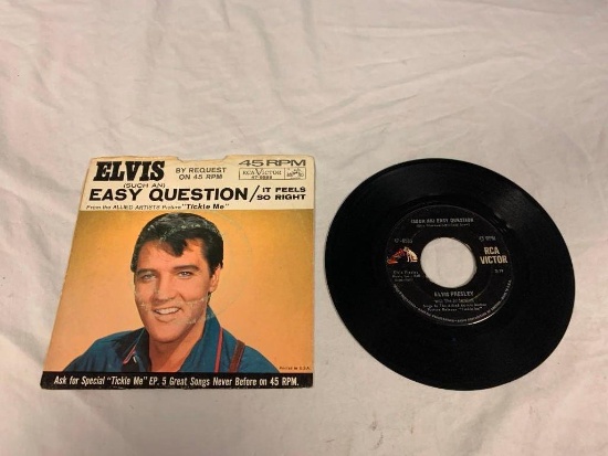 ELVIS It Feels So Right 45 RPM Record with Picture Sleeve 1965