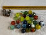 Lot of 31 Vintage MARBLES Cat eyes, Jabos, game marbles, steelies