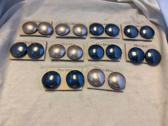 Lot of 10 Round Gray/Silver Ultra-Lite Clip-On Earrings