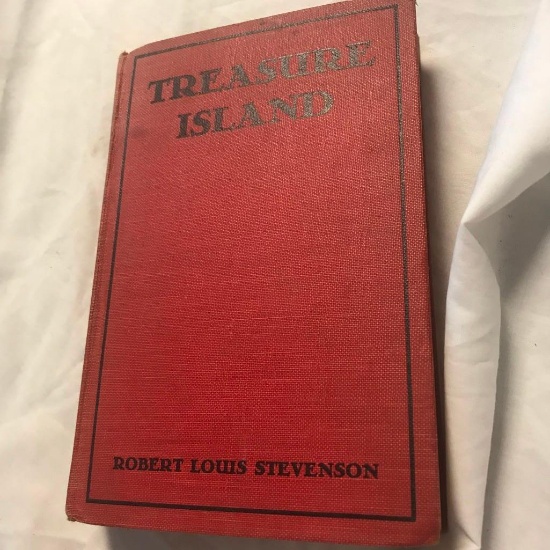 1930s Vintage Copy of "Treasure Island" by Robert Louis Stevenson Hardcover