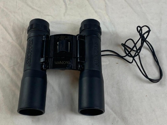 Simmons Compact Binoculars 266 ft 1000 Yards