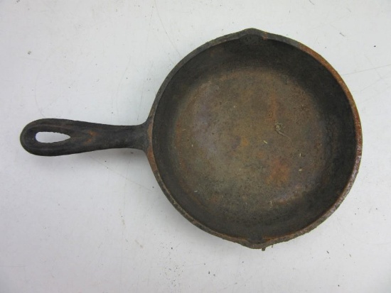 Cast Iron 9" Skillet