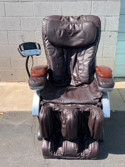 Electric Full Body Shiatsu Massage Chair Recliner Heat Stretched Foot Rest Model BM-EC06C
